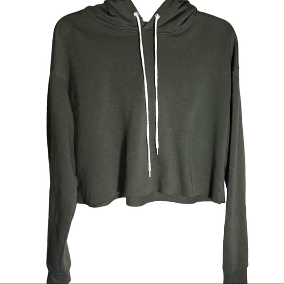 Wild Fable Green Rae Hem Hoodie Cropped Pullover Sweatshirt Womens Size Medium